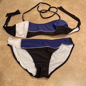Womens George 2 piece swimsuit size large 12/14